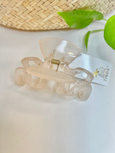 Load image into Gallery viewer, Korean Big Wave shaped clamp