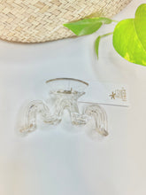 Load image into Gallery viewer, Korean Big Wave shaped clamp