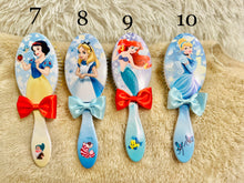 Load image into Gallery viewer, Princess Comb