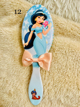 Load image into Gallery viewer, Princess Comb