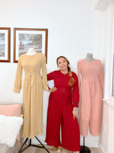 Load image into Gallery viewer, Chiffon pleated Jumsuit
