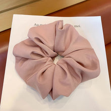 Load image into Gallery viewer, Maxi oversized SCRUNCHIE
