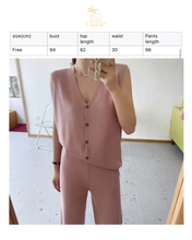 Load image into Gallery viewer, Sleeveless knitted tank top + trousers
