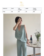 Load image into Gallery viewer, Sleeveless knitted tank top + trousers
